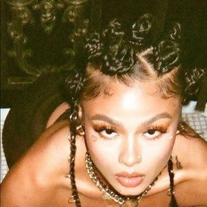 Meet your Posher, Hetty